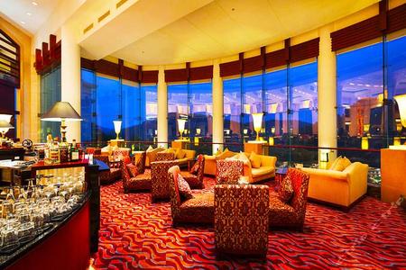 东莞塘厦三正半山酒店项目